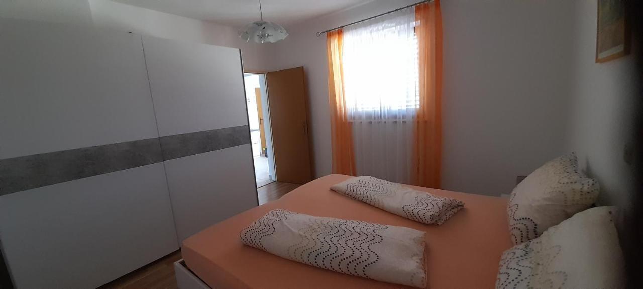 Bevanda Pola Esterno foto