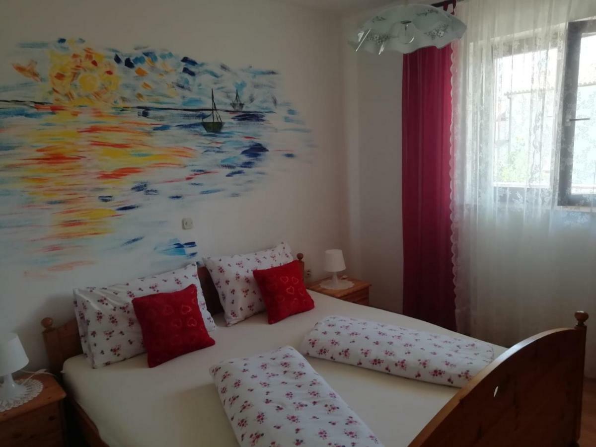 Bevanda Pola Esterno foto
